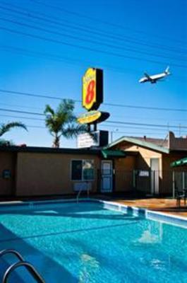 фото отеля Super 8 Los Angeles Airport LAX