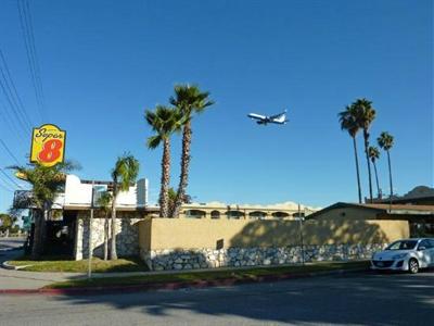 фото отеля Super 8 Los Angeles Airport LAX