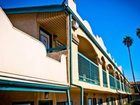фото отеля Super 8 Los Angeles Airport LAX