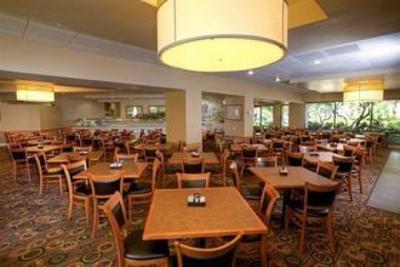 фото отеля Clarion Inn Lake Buena Vista