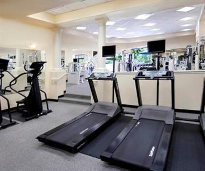 фото отеля Town and Country Resort Hotel