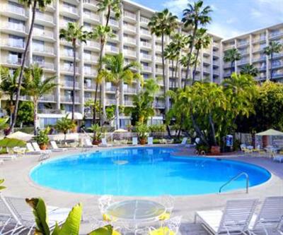 фото отеля Town and Country Resort Hotel