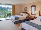 фото отеля Town and Country Resort Hotel