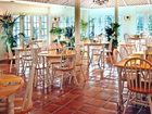 фото отеля Town and Country Resort Hotel