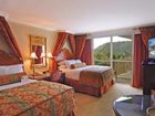 фото отеля Town and Country Resort Hotel