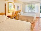 фото отеля Town and Country Resort Hotel