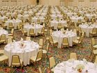 фото отеля Town and Country Resort Hotel