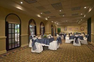 фото отеля Doubletree Hotel San Antonio Airport