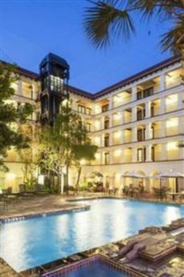 фото отеля Doubletree Hotel San Antonio Airport