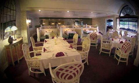 фото отеля Hilton Hotel Woodbridge Iselin