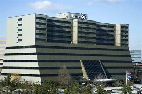 фото отеля Hilton Hotel Woodbridge Iselin