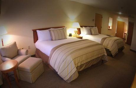 фото отеля Hilton Hotel Woodbridge Iselin