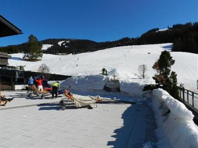 фото отеля Hotel Ubergossene Alm