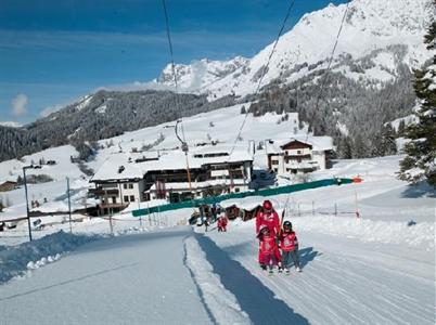 фото отеля Hotel Ubergossene Alm