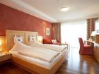 фото отеля Hotel Ubergossene Alm