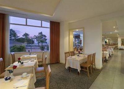 фото отеля Porto Bay Falesia