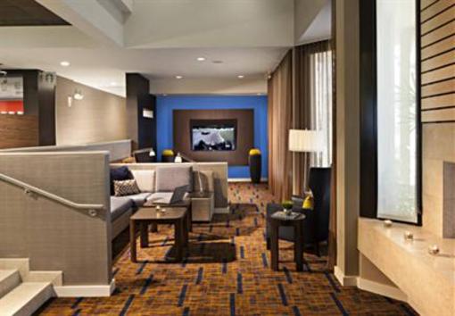фото отеля Courtyard by Marriott Fort Myers Cape Coral