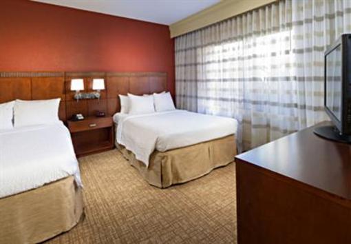 фото отеля Courtyard by Marriott Fort Myers Cape Coral