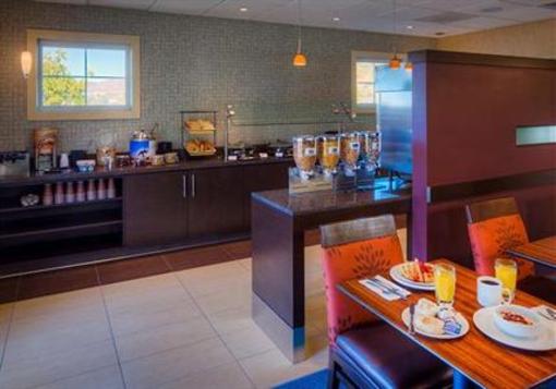 фото отеля Residence Inn San Diego Scripps Poway Parkway