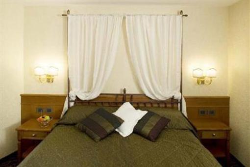 фото отеля Hotel Piz Galin