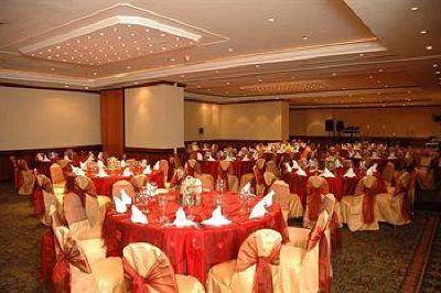 фото отеля Embassy Suites Hotel Caracas