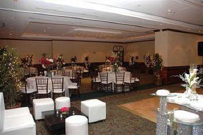 фото отеля Embassy Suites Hotel Caracas