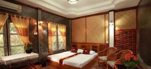 фото отеля Phatcharaporn Resort
