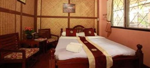 фото отеля Phatcharaporn Resort