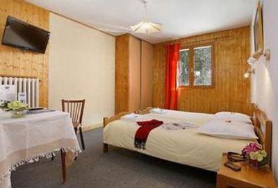 фото отеля Hotel L'Eau Vive Chatel