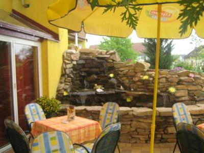 фото отеля Cafe-Pension Brandl