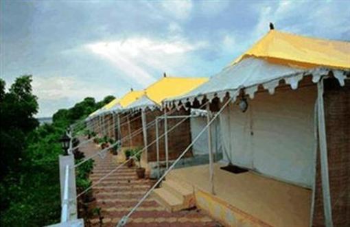 фото отеля Narmada Retreat Maheshwar