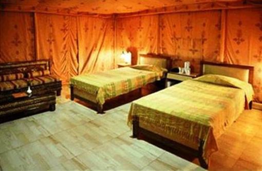 фото отеля Narmada Retreat Maheshwar