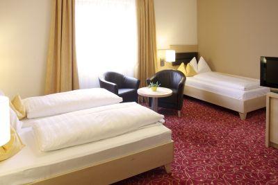 фото отеля Hotel Reif - Urdlwirt