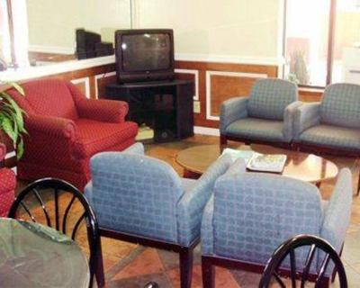фото отеля Econo Lodge Decatur