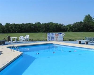 фото отеля Red Carpet Inn Oskaloosa