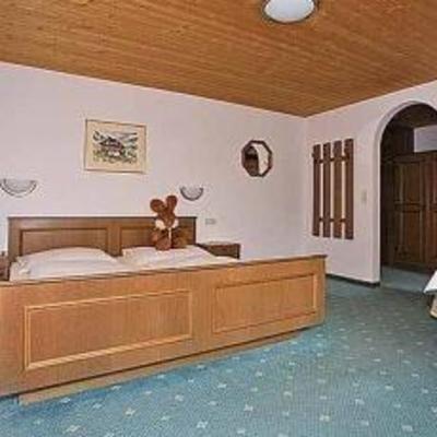 фото отеля Gasthaus Alte Stube Tux