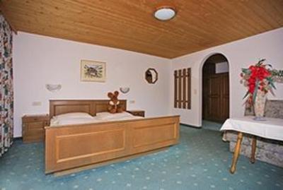 фото отеля Gasthaus Alte Stube Tux