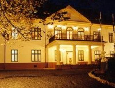 фото отеля Gesztenye Kastelyhotel
