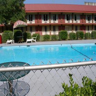 фото отеля Red Carpet Inn Cartersville