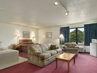 фото отеля Super 8 Motel Watertown (Wisconsin)