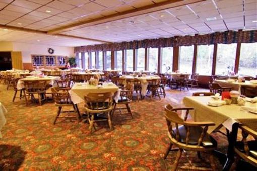 фото отеля Americas Best Value Voyageur Inn