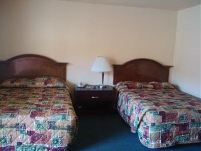 фото отеля Relax Inn and Suites New Orleans