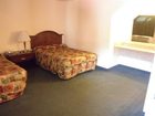 фото отеля Relax Inn and Suites New Orleans