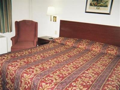 фото отеля Red Carpet Inn Tonawanda