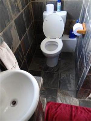 фото отеля Lisa's Guesthouse