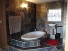 фото отеля Lisa's Guesthouse