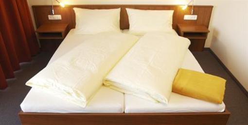 фото отеля Vitalhotel Quellengarten