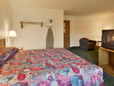 фото отеля Super 8 Motel Collinsville
