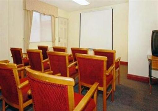 фото отеля Rodeway Inn & Suites Fife