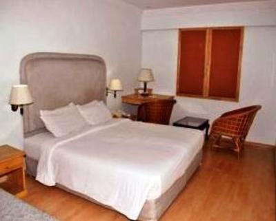 фото отеля Saj Lucia Hotel Trivandrum